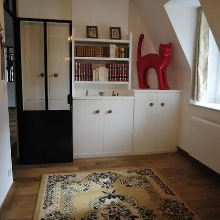 Logement 125m2 Dans Un Chateau Au Coeur De La Foret *