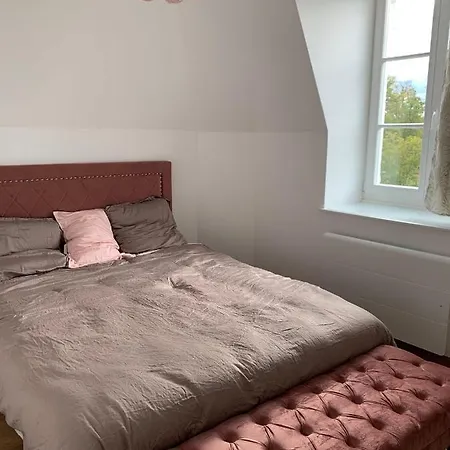 Logement 125m2 Dans Un Chateau Au Coeur De La Foret *