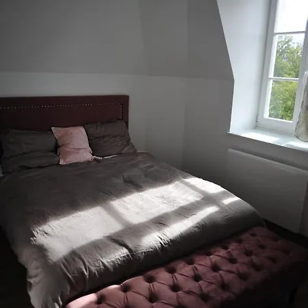 Logement 125m2 Dans Un Chateau Au Coeur De La Foret