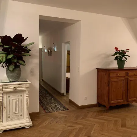 Logement 125m2 Dans Un Chateau Au Coeur De La Foret