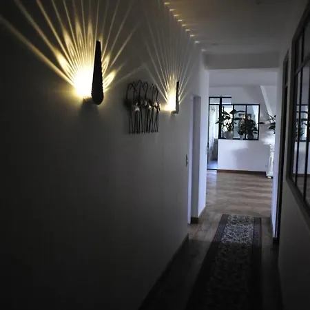 شقة Logement 125m2 Dans Un Chateau Au Coeur De La Foret