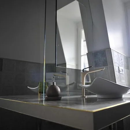 شقة Logement 125m2 Dans Un Chateau Au Coeur De La Foret